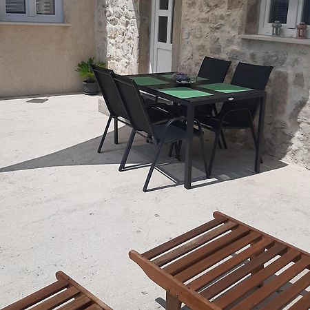 Little Stone House Apartment Buici  Exterior photo